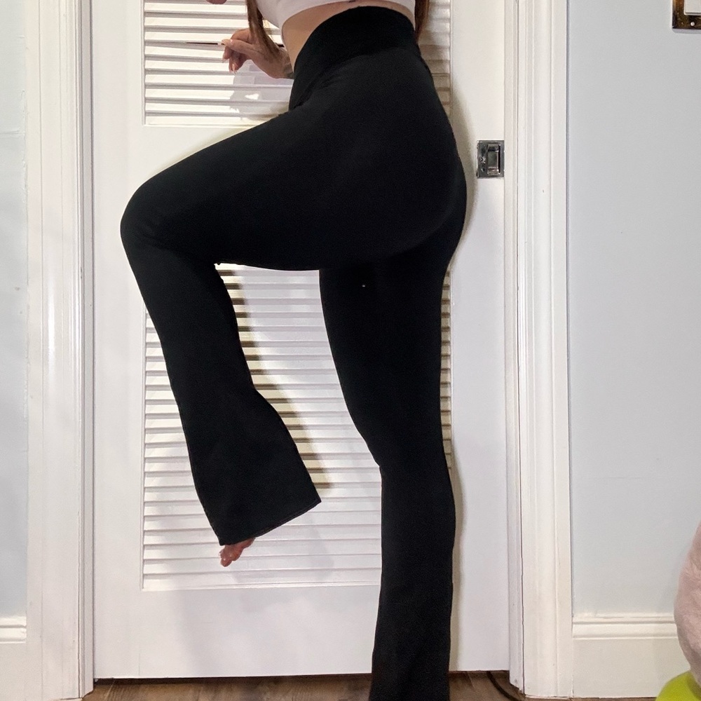Black High-Waisted Flare Yoga Leggings Size Extra Small